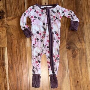 3BB Bamboo Cake Pop Valentines Zippy in Size 0/3 Months